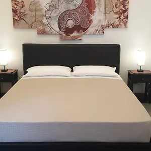 Casa vacanze House, Aeroporto di Catania Fontana Rossa